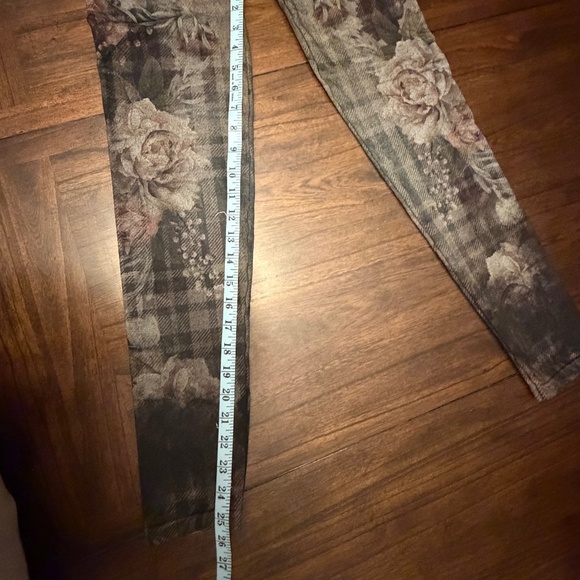 M. Rena Women's High Waisted Dark Floral Leggings, One Size - Picture 8 of 10